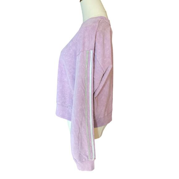 Bloom & Pop Purple Cropped Sweatshirt. NWT. Size Medium. - Picture 2 of 8